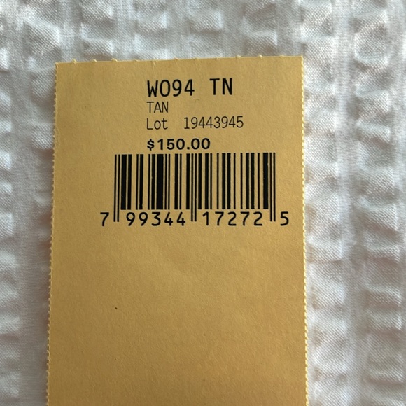 A Vintage Dooney and Bourke Wallet Color Light Brown - Picture 8 of 8